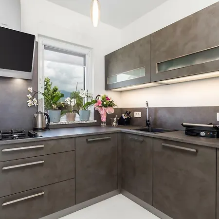 Mia Opatija Drazice * Grobnik (Cavle)